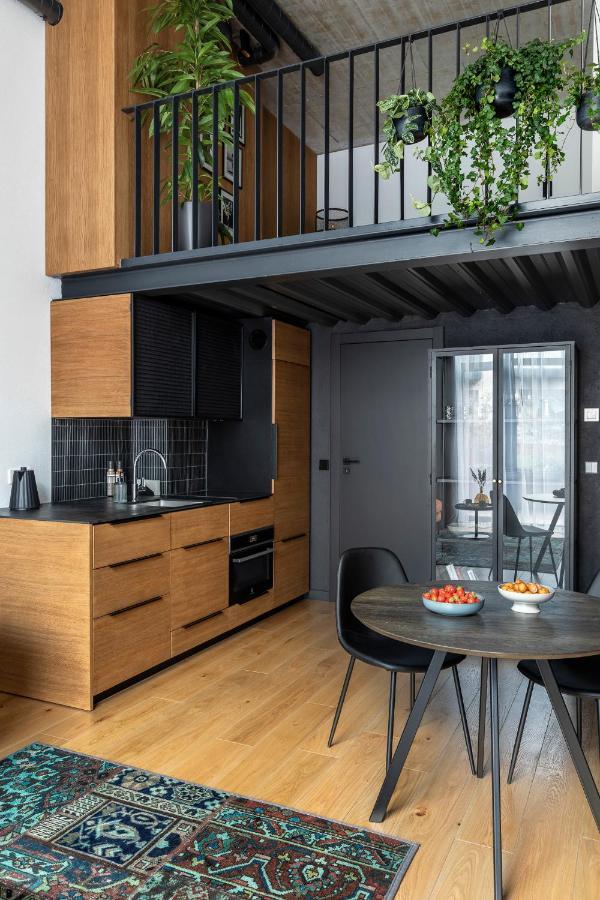 Stylish Loft With Terrace Paupys, Old Town Lägenhet VNO Exteriör bild